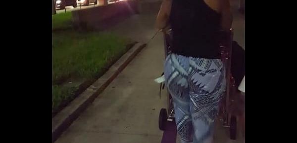  Candid Round Bubble Butt Latina at Airport